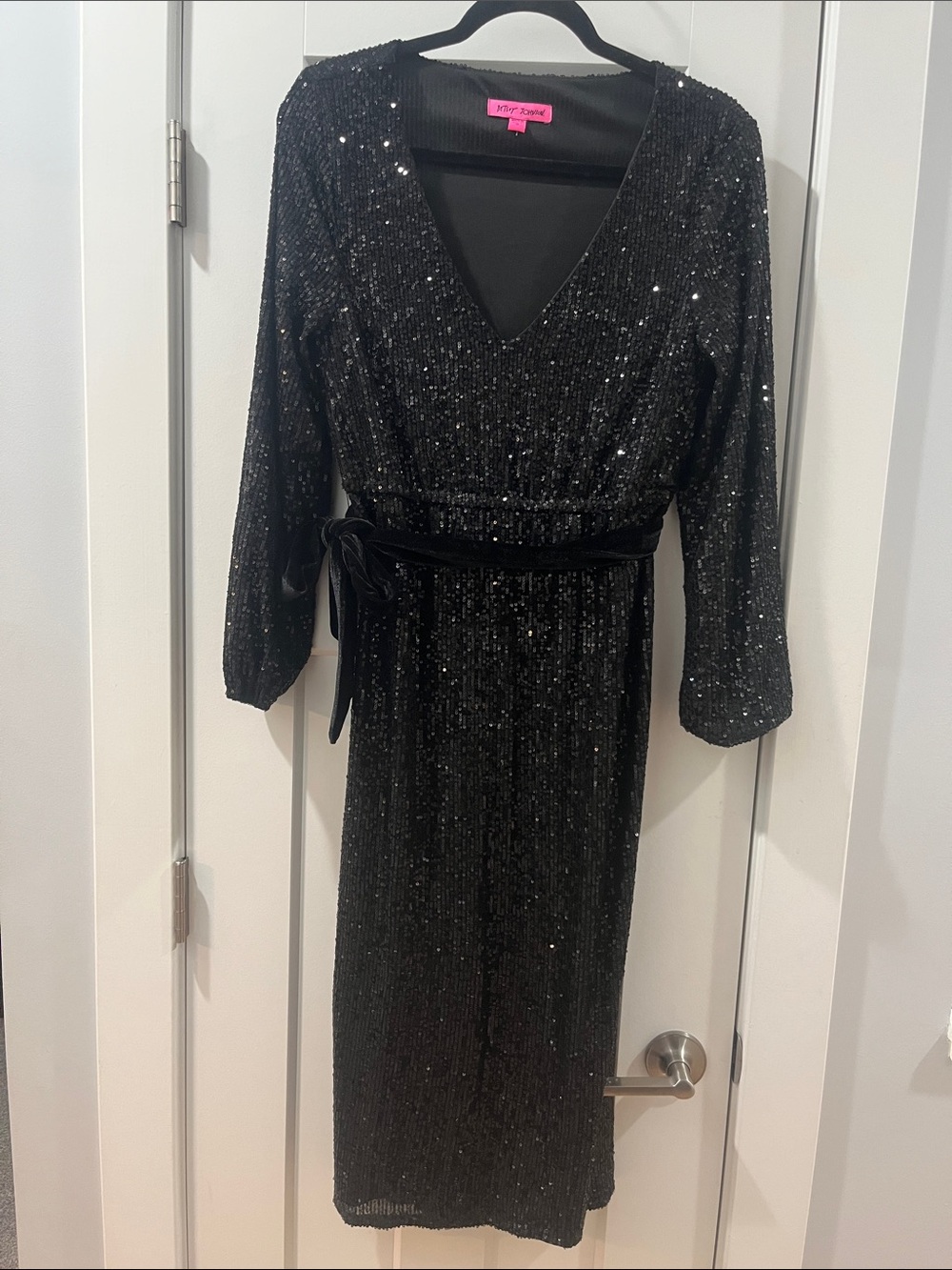 Betsy Johnson Black Sequin V-Neck Midi Dress Velvet Waist Tie Medium Side Slits